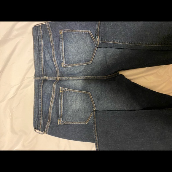EUC Old Navy Original denim jeans. Size 10. - Picture 8 of 9